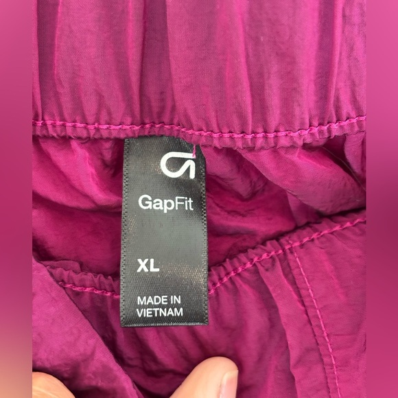 Gap Fit Fuchsia Lightweight Lustre Windbreaker High Rise Jogger Pants Size XL - Picture 3 of 6